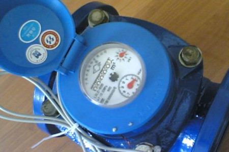 一種密封性好、不易滲水的光電直讀遠傳水表